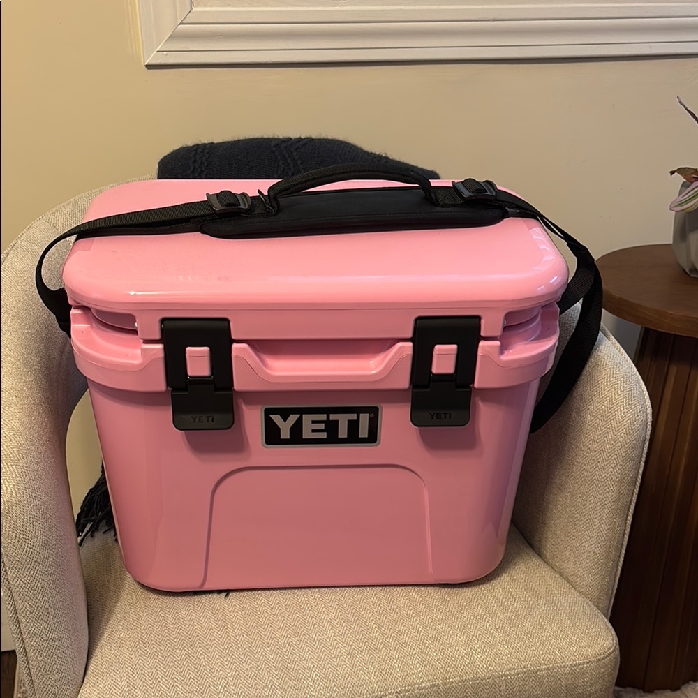 YETI POWER PINK COOLER NEVER USED